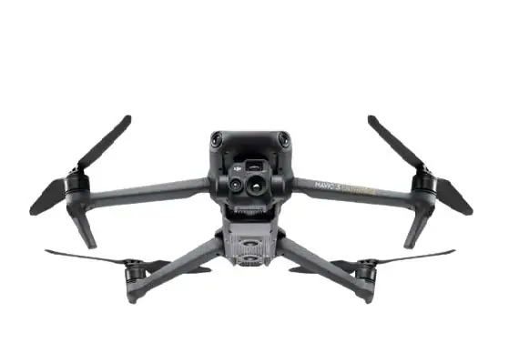 突击者智能-多功能智能机器人实拍图